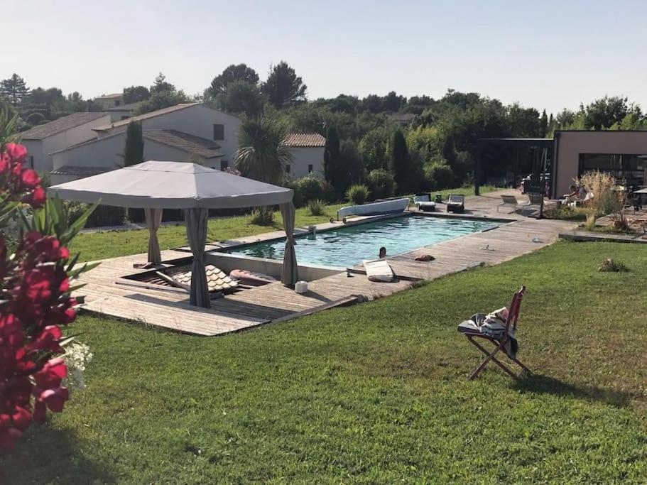 Chalet Bois Cosy Avec Piscine Aix Nature Aix-en-Provence Exterior foto